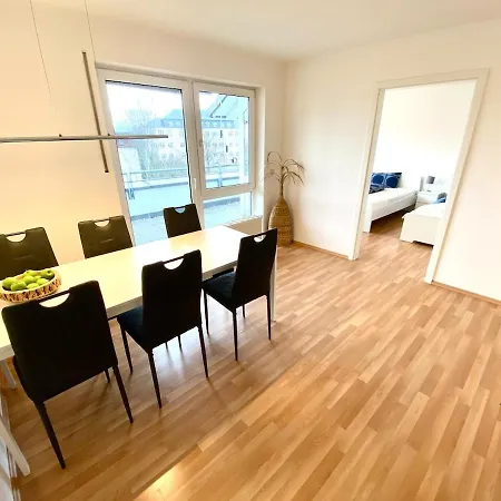 Modernes Mit Großer Terrasse In * Coswig (Saxony)